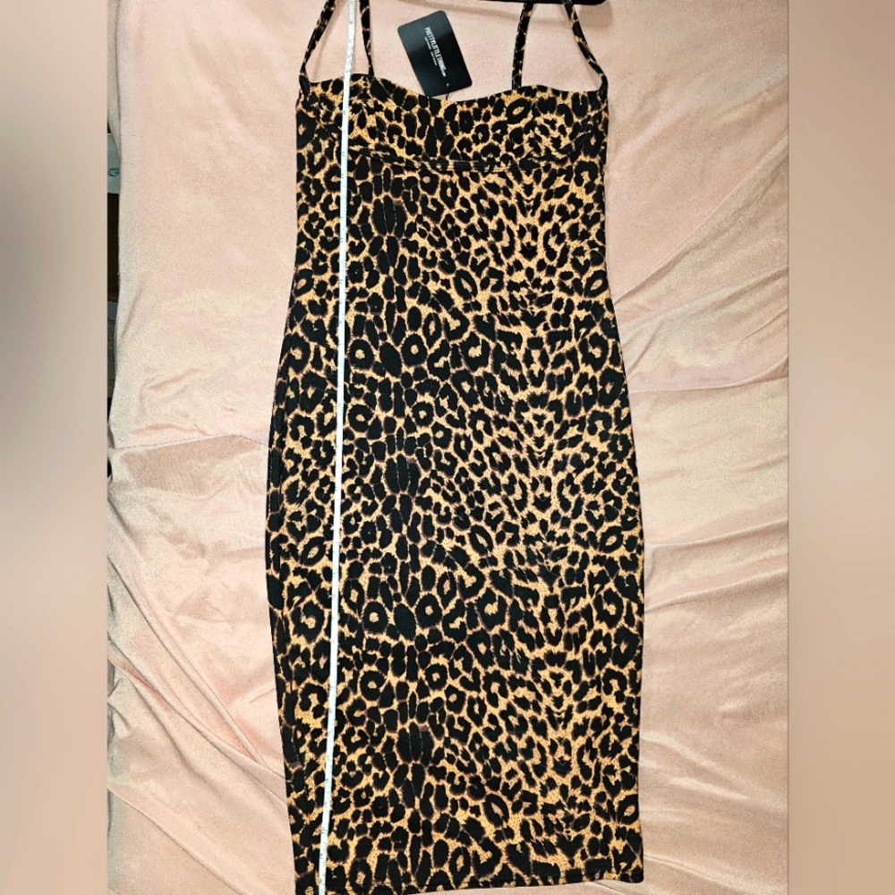 Pretty Little Thing dress size 10
